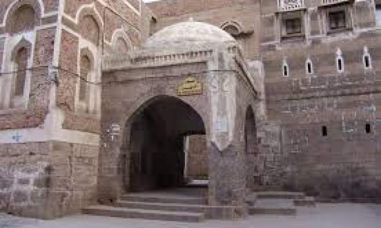 جامع الابهر | 776 هجرية | احد المساجد العامرة بصنعاء القديمة (لمحة تاريخية)